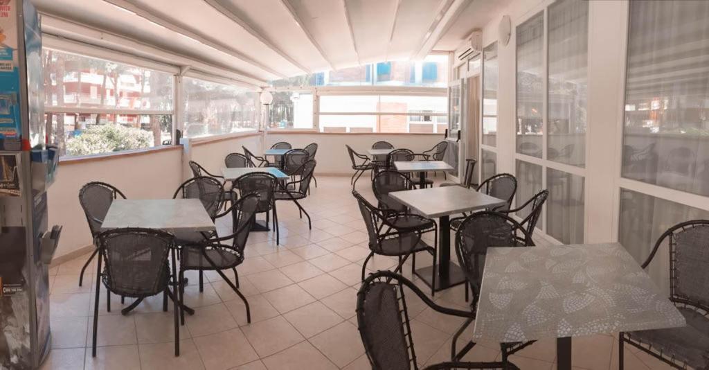Hotel Zeus Червия Экстерьер фото