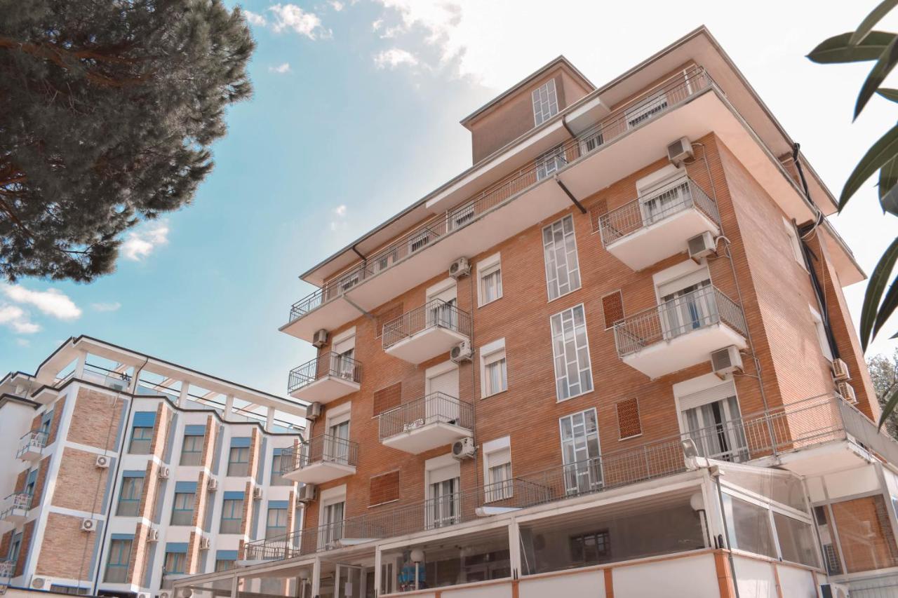 Hotel Zeus Червия Экстерьер фото